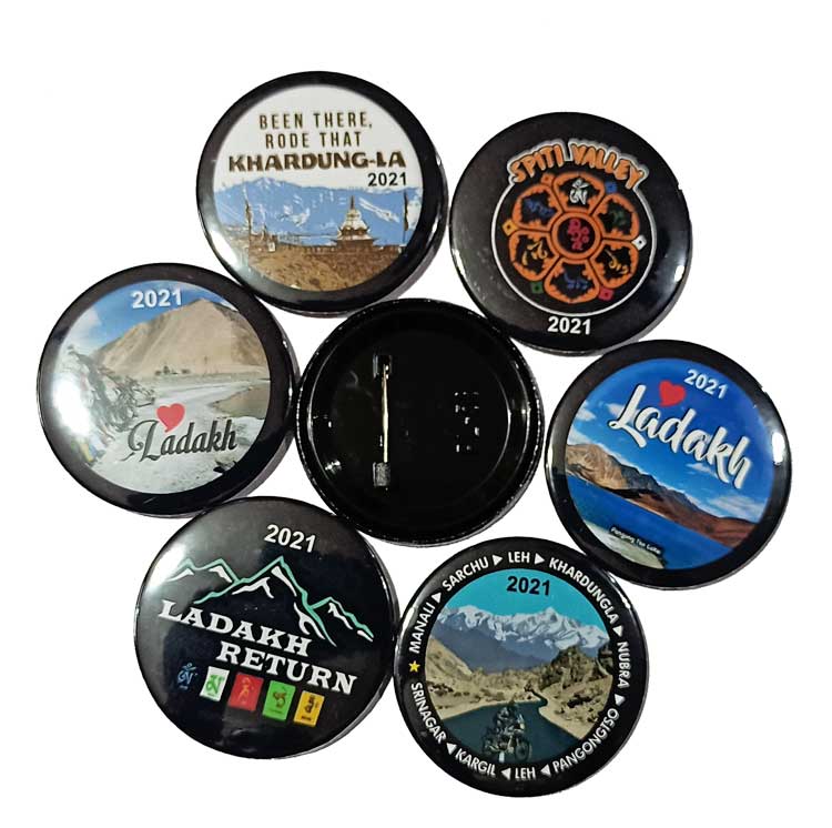 Custom-round-button-badge-printing-35mm-45mm-55mm